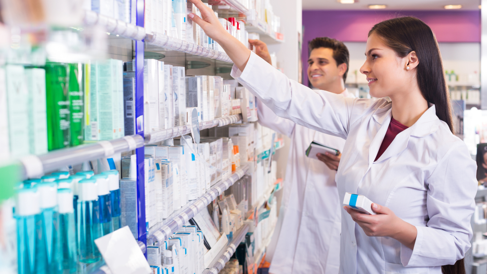 How to Maximize Efficiency in Pharmacy Staffing Management